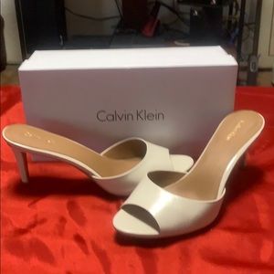 Calvin Klien Pumps
